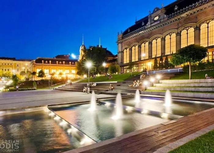 Black And White * Budapesta