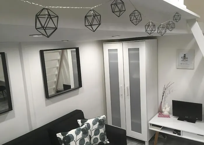 Black And White * ブダペスト